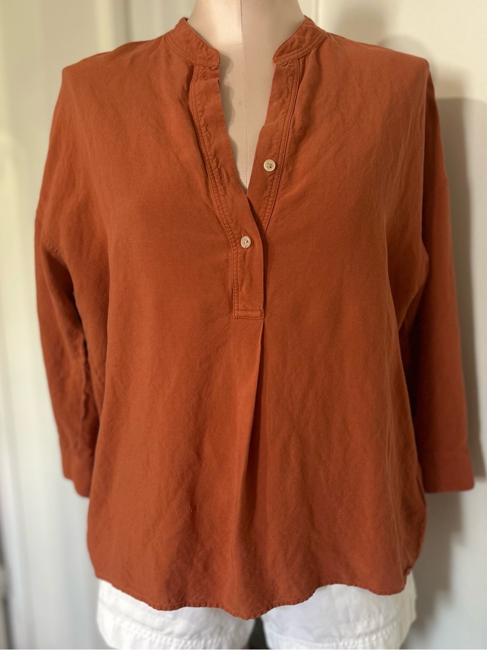 Uniqlo Rust Orange Split-Neck Top size S
